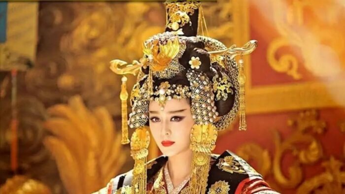 World’s Richest Woman: ప్రపంచంలోనే అత్యంత సంపన్నురాలు ఈ సుందరి..ఆమె ఆస్తి ఎంతో తెలుసా?