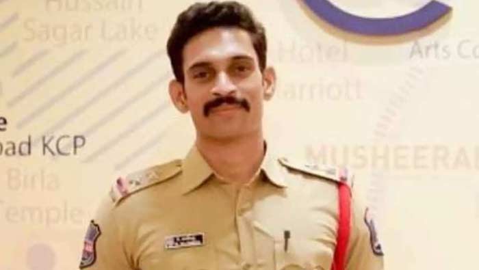 SI Rajendra  : ఎస్సై రాజేంద్ర  అరెస్ట్ రిపోర్ట్‌లో కీలక విషయాలు