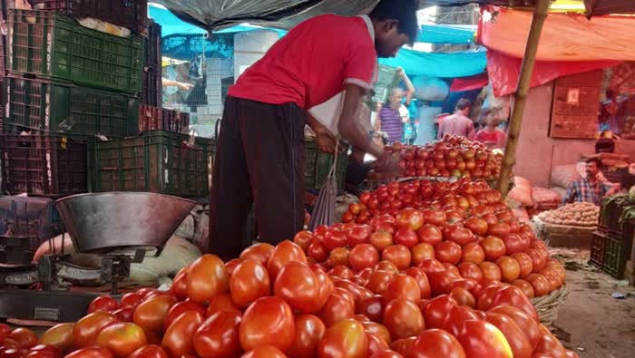 Tomato Price: పెరుగుడే కానీ తగ్గేదిలేదు.. ఇంకా ఎన్నిరోజులు..!