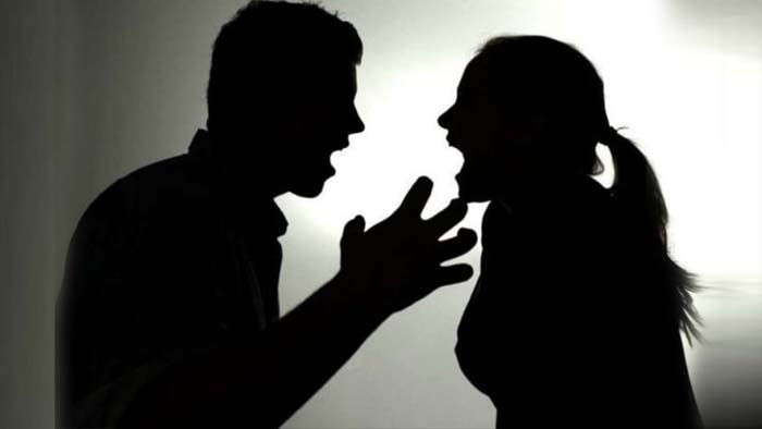 Vijayawada Crime: నిద్రపోతున్న భర్త.. వేడినీళ్లు పోసిన భార్య