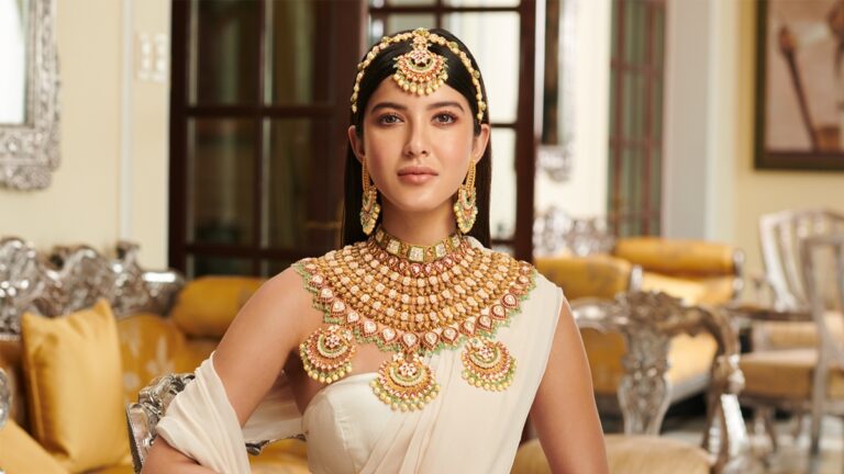 Gold Today Price: మగువలకు ఊరట.. తెలుగు రాష్ట్రాల్లో నేటి బంగారం ధరలు ఎలా ఉన్నాయంటే?