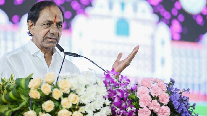 CM KCR: ఇదే రోజు తెలంగాణ రాచరికం ముగిసి.. ప్రజాస్వామ్య పాలన ప్రారంభమైంది