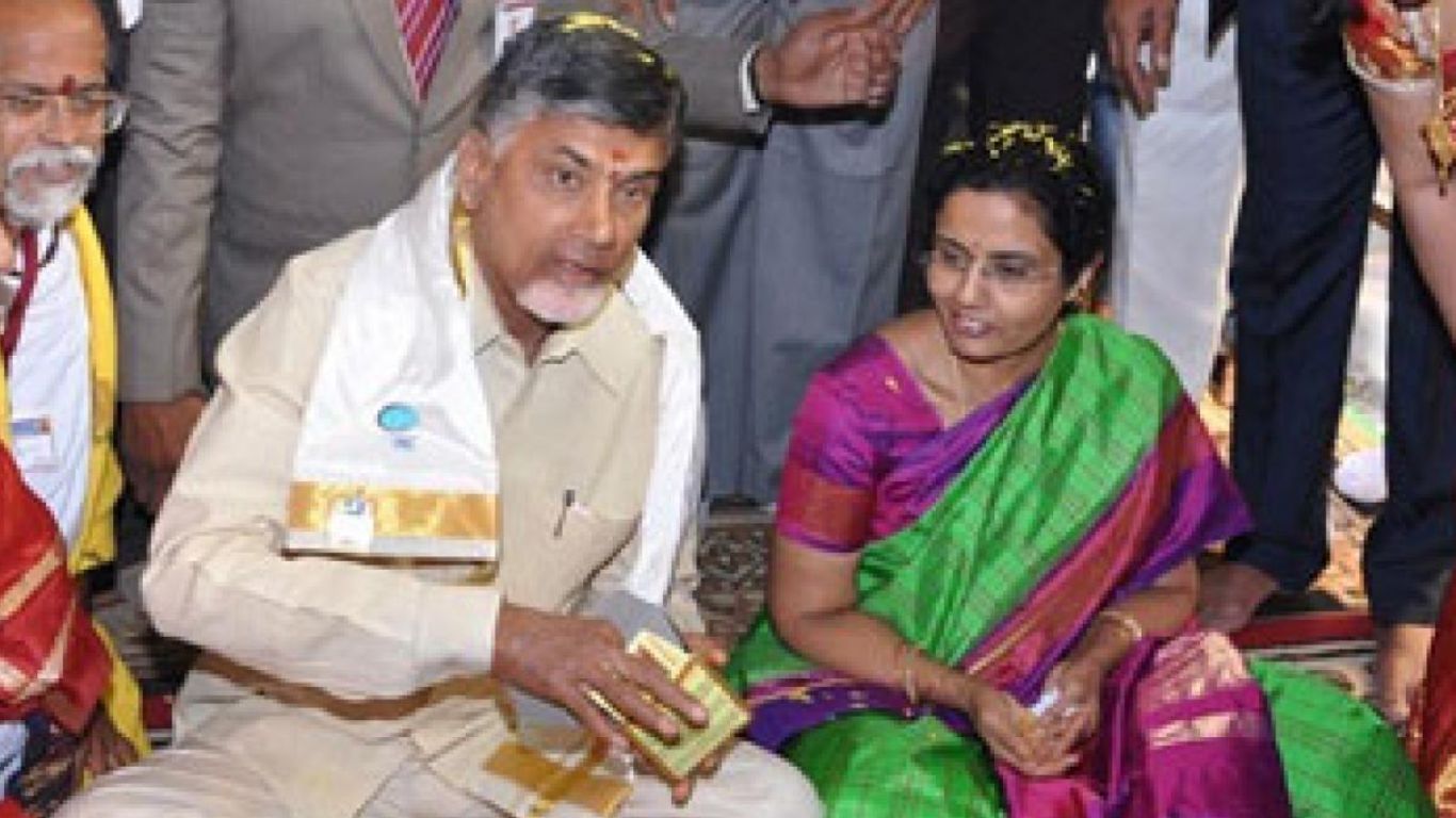 Chandrababu Naidu: పెళ్లిరోజుకు.. ఒకరోజు ముందు చంద్రబాబు అరెస్ట్!