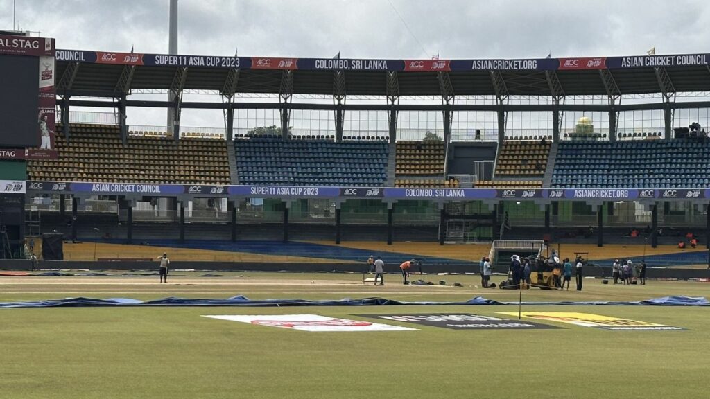 Colombo Stadium S