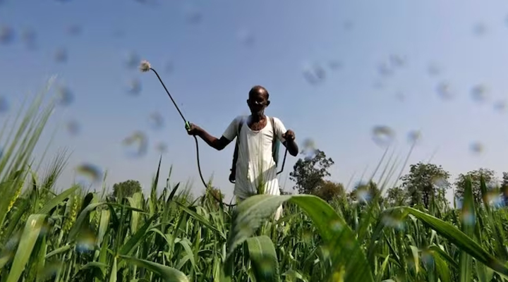 Farmers: రైతులకు బ్యాడ్ న్యూస్.. వాటి ధరలు పెరిగే అవకాశం