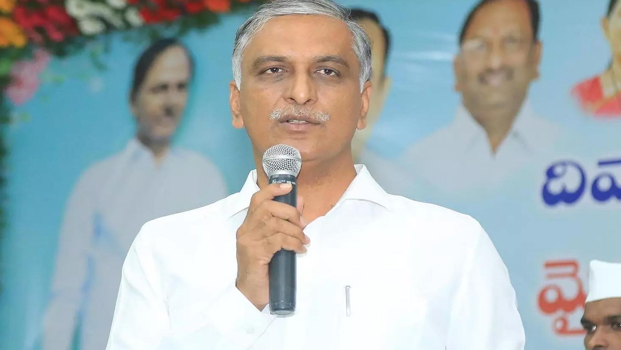 Minister Harish Rao: ఆ పార్టీ వాళ్ళు తిట్లలో పోటీ.. మనది కిట్లలో పోటీ