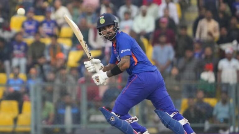 KL Rahul: కేఎల్ రాహుల్‌ను జట్టులోకి తీసుకోవాలంటే.. అయ్యర్‌ను పక్కన పెట్టాల్సిందే!