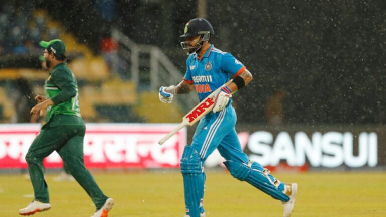 PAK vs IND: సేమ్ సీన్ రిపీట్.. భారత్‌-పాకిస్తాన్ మ్యాచ్‌లో మళ్లీ ఖాళీ..!