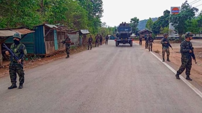 Manipur: మణిపూర్‌లో మరోసారి ఇంటర్నెట్‌ సేవలు నిలిపివేత