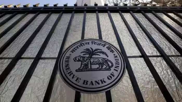 RBI: ఎస్‌బీఐ, ఇండియన్ బ్యాంకులకు ఆర్బీఐ భారీ పెనాల్టీ..