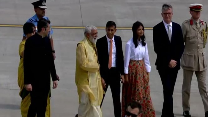 G20 Summit: ఢిల్లీ చేరుకున్న బ్రిటన్ ప్రధాని రిషి సునాక్.. ఘనస్వాగతం పలికిన ప్రభుత్వం