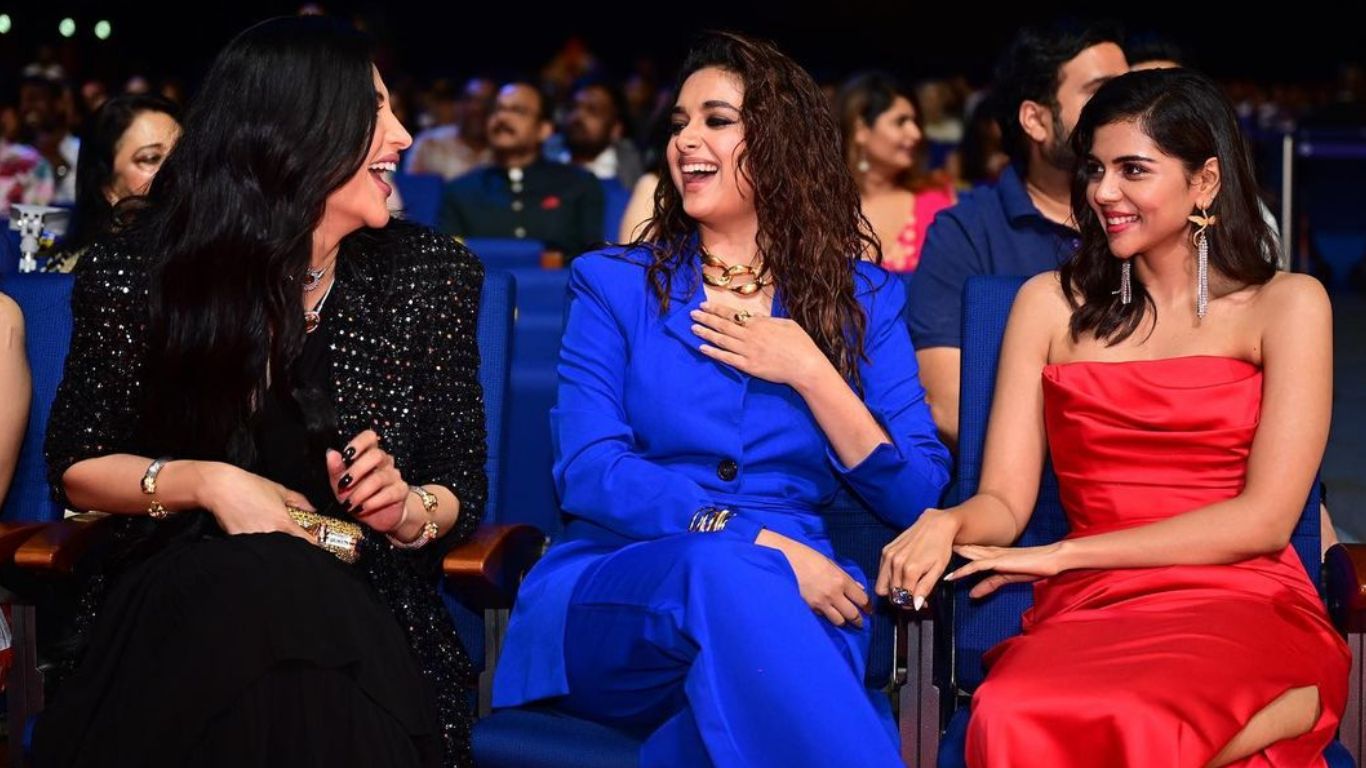 SIIMA Awards 2023: ఒకే ఫ్రేమ్‌లో ముగ్గురు అందాల భామలు.. కుర్రాళ్ల గుండె గుబేలే!