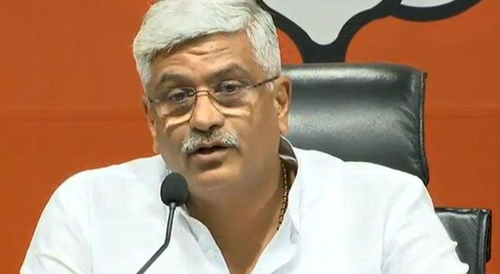 Sanatana Dharma: ఎలా పడితే అలా మాట్లాడితే గుడ్లు, నాలుక పీకేస్తాం: కేంద్ర మంత్రి