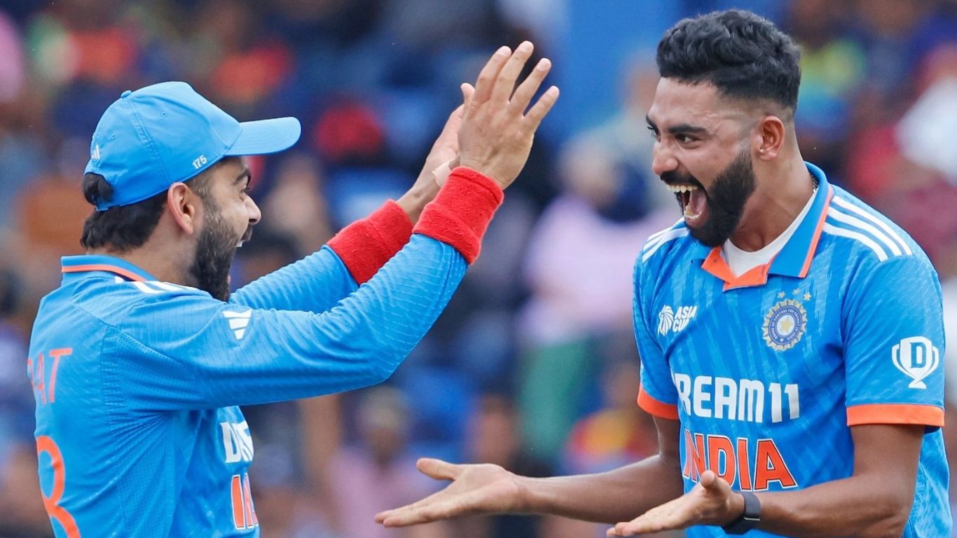 Mohammad Siraj: నాకు ఓ మెసేజ్ వచ్చింది.. అందుకే సిరాజ్‌తో 7 ఓవర్లే వేయించా: రోహిత్ శర్మ