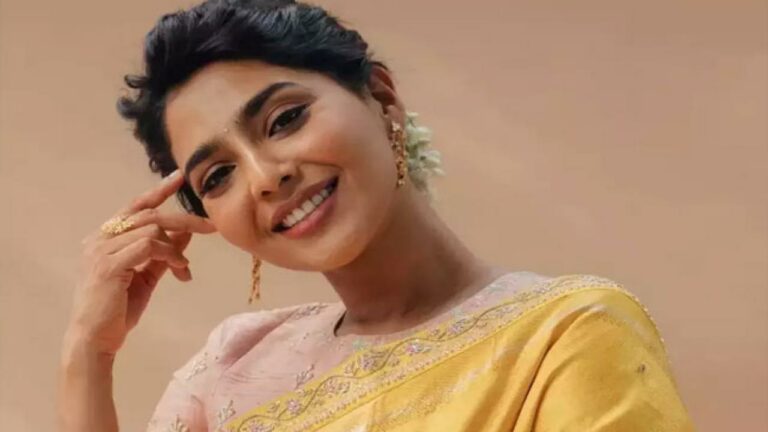 Suriya 43 : సూర్య మూవీ లో ఛాన్స్ కొట్టేసిన ఐశ్వర్య లక్ష్మి..?