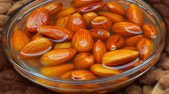 Almonds: నానబెట్టిన బాదంనే ఎందుకు తినాలో తెలుసా?