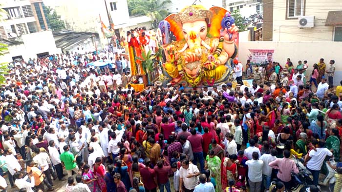 Balapur Laddu: బాలాపూర్ లడ్డూ ప్రస్థానం.. ఏ సంవత్సరంలో ఎంత పలికిందంటే..