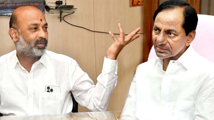 Bandi Sanjay: కుంభకోణాలు, కుతంత్రాలు తప్ప కేసీఆర్ ప్రజలకు చేసిందేమీ లేదు