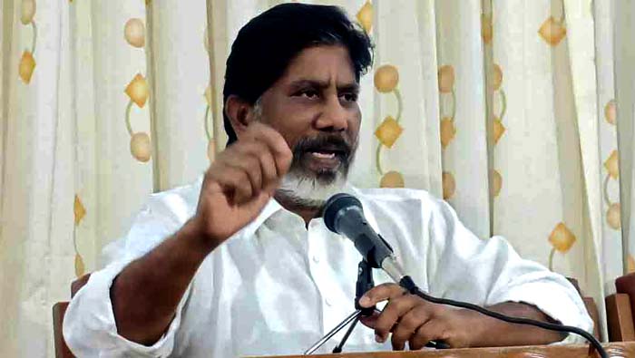 Bhatti Vikramarka: కేటీఆర్‌, హరీష్‌ రండి కర్ణాటక వెళ్దాం.. ..ఫ్లైట్‌ టికెట్లు బుక్‌ చేస్తా..