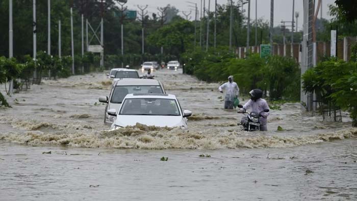 Himachal Rains: హిమాచల్‌ను వదలని వర్షాలు.. 6 జిల్లాలకు భారీ వర్షాల హెచ్చరిక