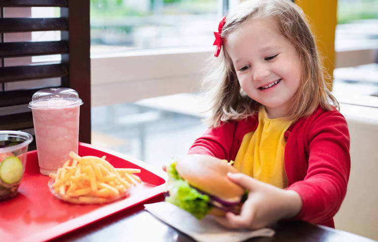 HealthTips: ఫ్రెంచ్ ఫ్రైస్ ని ఇష్టంగా లాగించేస్తున్నారా? అయితే మీరు డేంజర్లో ఉన్నట్లే..