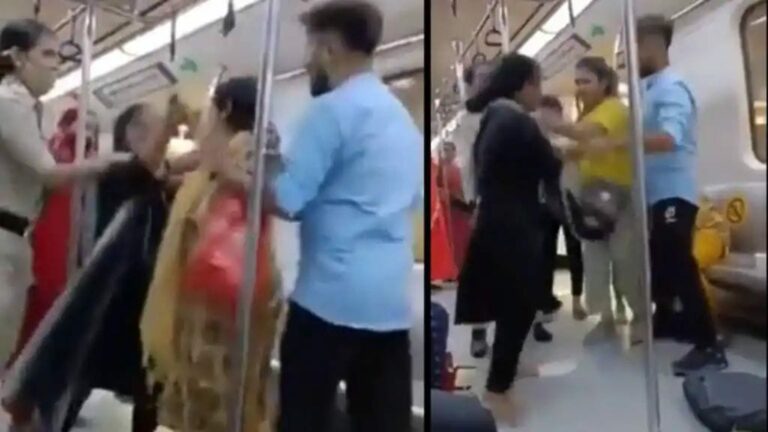 Viral Video : ఓరి నాయనో..సీటు కోసం పొట్టు పొట్టు కొట్టుకున్న మహిళలు..