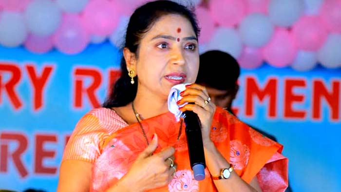 Mla Rekha Nayak