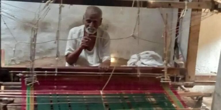 Telangana : 97 ఏళ్ల వయస్సులో కులవృత్తిని వదలని వృద్ధుడు.. హ్యాట్సాఫ్..