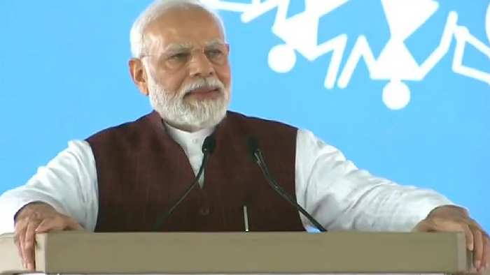 PM Modi: ఇండియా కూటమి “సనాతన ధర్మాన్ని” అంతం చేయాలనుకుంటోంది..