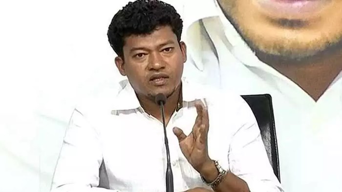 Seediri Appalaraju: అమరావతిలో చంద్రబాబు మాయా ప్రపంచాన్ని సృష్టించాడు..