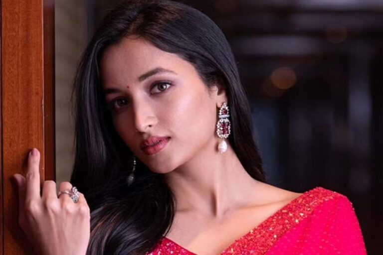 Srinidhi Shetty : లక్కీ ఛాన్స్ కొట్టేసిన శ్రీనిధి శెట్టి.. స్టార్ హీరో సరసన ఛాన్స్..