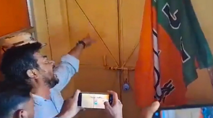 Subhas Sarkar:  కేంద్రమంత్రిని గదిలో తాళం వేసి బంధించిన సొంతపార్టీ నేతలు