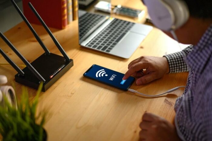 Wi-Fi Router : నైట్ Wi-Fi రూటర్‌ని ఆఫ్‌ చేయడం లేదా? అయితే ప్రమాదంలో పడ్డట్లే..