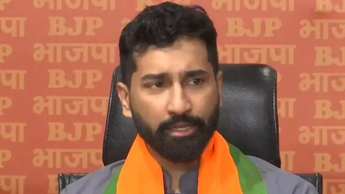 Cooperative Bank Scam: కేరళలో సహకార బ్యాంకు కుంభకోణాలపై అనిల్ ఆంటోనీ తీవ్ర ఆగ్రహం