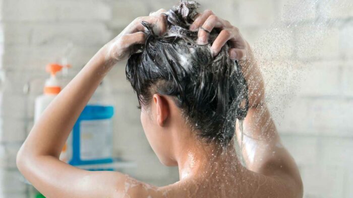 Hair Care : షాంపు చేసే ముందు ఈ టిప్ ఫాలో అయితే చాలు.. జుట్టు వద్దన్నా పెరుగుతుంది..