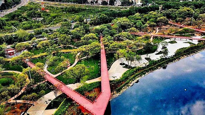 Lakefront Park