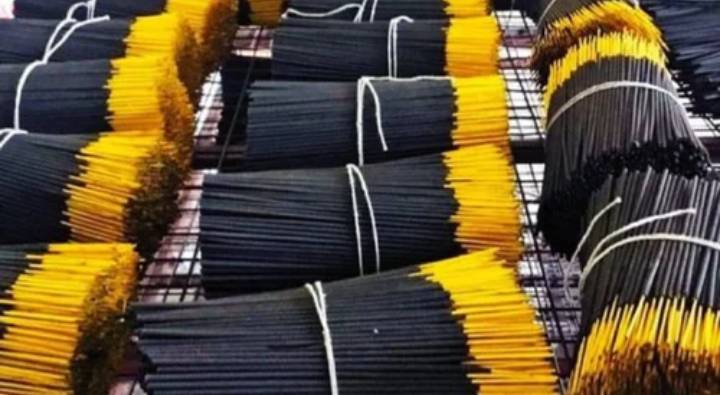 Incense Sticks: అగరుబత్తీల వ్యాపారుల పాలిట వరంగా మారిన పితృపక్షం..  లాభాలే లాభాలు
