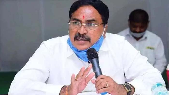 Errabelli Dayakar Rao: రాహుల్ గాంధీ.. రేవంత్ రెడ్డి రాసిన స్క్రిప్ట్ చదువుతున్నాడు..