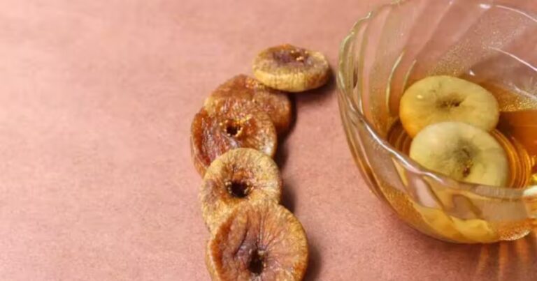 Health Tips: నానబెట్టిన అంజీరాలను ఉదయాన్నే తీసుకుంటే ఏం జరుగుతుందో తెలుసా?