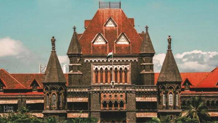 Bombay High Court: రూ. 100 లంచం తీసుకున్న అధికారి.. కోర్టు ఏం తీర్పు ఇచ్చిందంటే..?