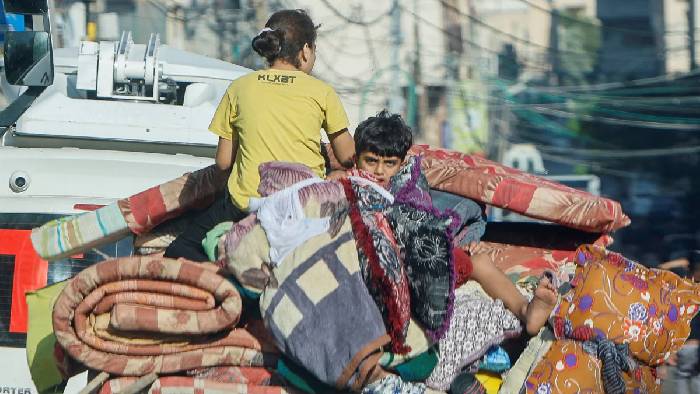 Israel: గాజా ప్రజలకు ఇజ్రాయిల్ అల్టిమేటం.. పెట్టాబేడా సర్దుకుని ప్రజల వలస..