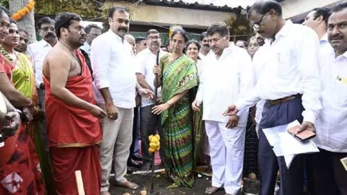 Sabitha Indra Reddy : దేశం తెలంగాణ వైపు చూసేవిధంగా విద్యాశాఖను సీఎం కేసీఆర్ అభివృద్ధి చేస్తున్నారు