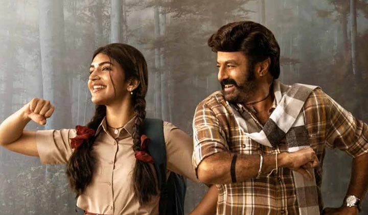 Bhagavanth Kesari: బాలయ్య ఫ్యాన్స్ కు బ్యాడ్ న్యూస్.. దసరా తరువాతే..