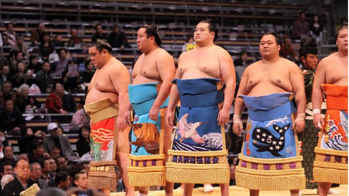 Sumo Wrestlers: “సుమో రెజ్లర్” బరువు ధాటికి మరో విమానాన్ని ఏర్పాటు చేసిన జపాన్ ఏయిర్‌లైన్స్..