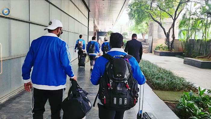 Team India: న్యూజిలాండ్⁬తో ఇండియా మ్యాచ్.. ధర్మశాలకు చేరుకున్న టీమిండియా