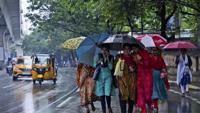 Telangana Rains: తెలంగాణలో మరో మూడు రోజుల పాటు వర్షాలు..
