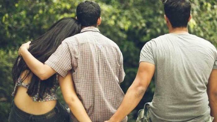 Extra Marital Affairs: ప్రాణాలు తీసిన వివాహేతర సంబంధాలు.. ఒక చోట భార్య, మరోచోట భర్త హత్య..