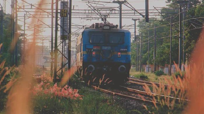 Chennai Pune Train