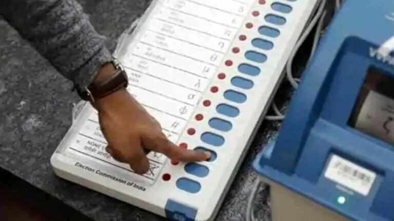 Telangana Elections 2023: ప్రారంభమైన పోలింగ్.. మొరాయిస్తున్న ఈవీఎంలు!