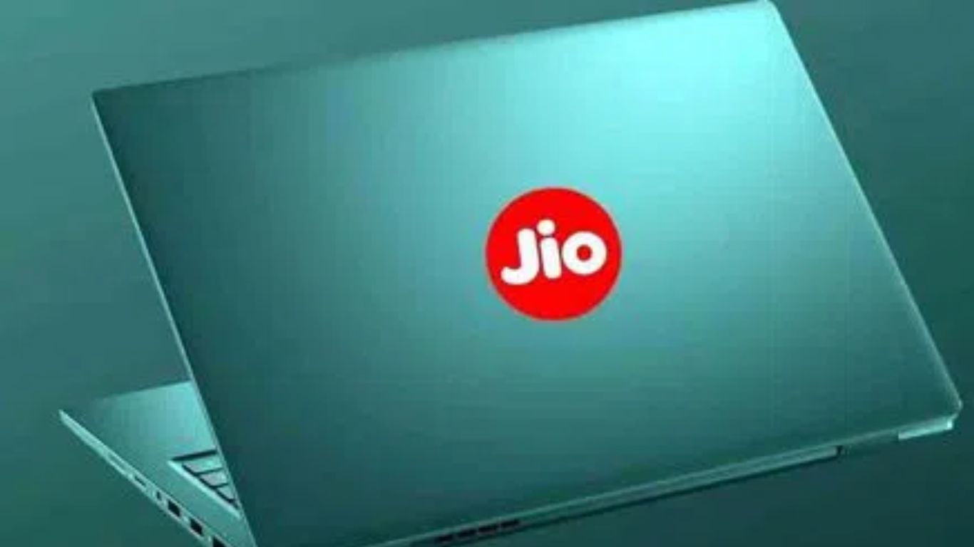 Reliance Jio Laptop: రిలయన్స్ జియో నుంచి క్లౌడ్ ల్యాప్‌టాప్‌.. ధర 15 వేలు మాత్రమే!